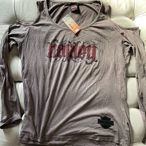 Women's Gray Long Sleeve Top